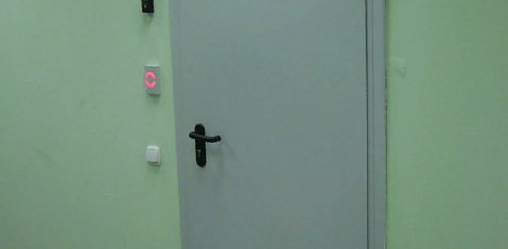 Дверь противопожарная глухая серого цвета EI-60